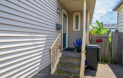 1186 Dunsmure Road, Hamilton, Ontario L8H1L2