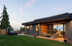 928 Claremont Ave, Saanich, British Columbia V8Y 1K3
