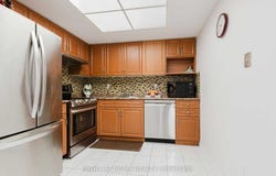 1690 - 1 Greystone Walk Drive, Toronto, Ontario M1K5J3