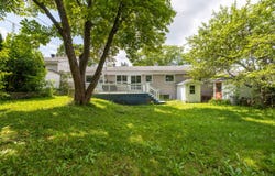 731 Rue De Sabrevois, Sainte-Foy/Sillery/Cap-Rouge, QC G1V3K6, CA, Sainte-Foy/Sillery/Cap-Rouge, Quebec G1V3K6