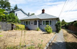 2550 Sinclair Rd, Saanich, British Columbia V8N 1B8