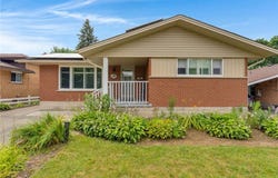 744 Birchwood Avenue, Waterloo, ON, Cambridge, Ontario N3H-2V5
