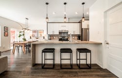 1302 Rue La Salle, Longueuil (Le Vieux-Longueuil), Quebec J4K 0B8