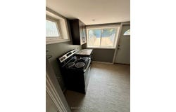 16 Dufferin Street, Barrie, Ontario L4N2J7