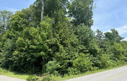 210 Rue des Gentianes, Sainte-Sophie, Quebec J5J 2X3