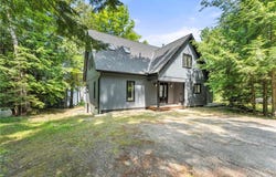 1009 Scotts Boathouse Road, Baysville, Ontario P0B1A0