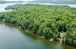 Île du Canard-Blanc, Lac-Simon, Quebec J0V1E0