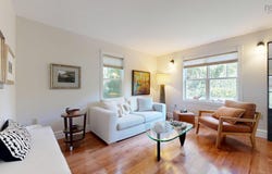 48 Pond Street, Mahone Bay, Nova Scotia B0J 2E0