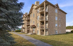3232 Rue des Châteaux 201, Laval (Chomedey), Quebec H7V 4B2