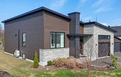 204 Rue Jeanne-Mance, Rimouski, Quebec G5L0E6