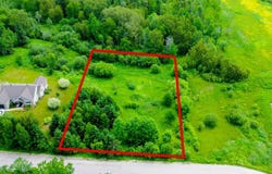 Rue des Ormes, Mont-Laurier, QC J9L3G7, CA, Mont-Laurier, Quebec J9L3G7