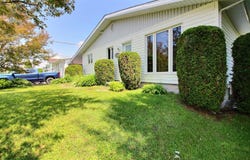 244 Rue St-Emile, Chicoutimi, QC G7G2K9, CA, Chicoutimi, Quebec G7G2K9