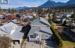 615 9th Street S, Golden, British Columbia V0A1H0