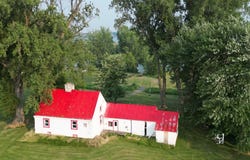96 Ch. de la Chapelle, Saint-Sulpice, Quebec J5W4C8