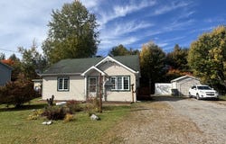 5 Rue Filion, Kiamika, Quebec J0W1A0