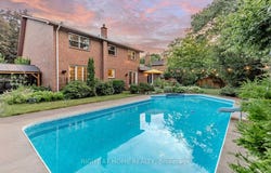 1456 Ballyclare Drive, Mississauga, Ontario L5C1J5