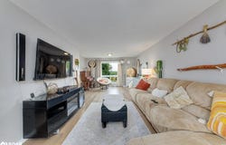 2294 Webb Street, Stroud, Ontario L9S 1K7