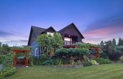 3713 Dove Creek Rd, Courtenay, British Columbia V9J 1R9