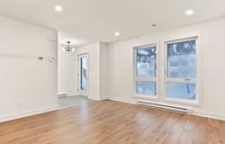 450 Rue du Muscat, Sainte-Marthe-sur-le-Lac, Quebec J0N1P0