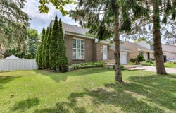 94 Rue Denault, Kirkland, QC H9J3X3, CA, Kirkland, Quebec H9J3X3