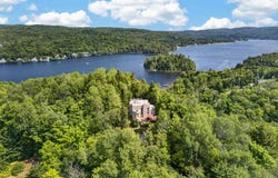 33 310e Avenue, Saint-Hippolyte, Quebec J8A 2W8