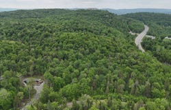 Ch. du Val-des-Monts, Saint-Adolphe-d'Howard, Quebec J0T 2B0
