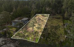 770 Lands End Rd, North Saanich, British Columbia V8L 5K9