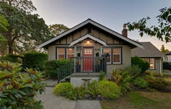 1506 McRae Ave, Saanich, British Columbia V8P 1G5