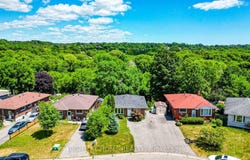 509 Tennyson Court, Oshawa, Ontario L1H3K8