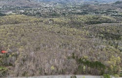 Ch. de la Montagne, Piedmont, Quebec J0R 1K0