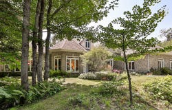 33 Ch. des Primevères, Sainte-Anne-des-Lacs, Quebec J0R 1B0