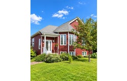 165 Rue des Myosotis, Chicoutimi, Quebec G7G5H4