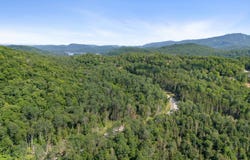 Allée du Domaine-Johannsen, Mont-Tremblant, Quebec J8E 2M6