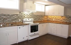 B - 42 Westminster Circle, Barrie, Ontario L4M0A4