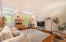 5326 Av. De Lorimier, Montréal (Le Plateau-Mont-Royal), Quebec H2H2C2