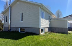 5002 Ch. St-Louis, Alma, Quebec G8E1A8