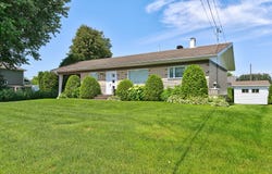 8 Rue Demers, Saint-Henri, QC G0R3E0, CA, Saint-Henri, Quebec G0R3E0