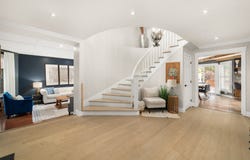 220 Rue Myconos, Dollard-des-Ormeaux, Quebec H9G 2Y3
