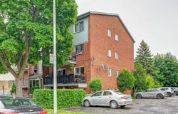 3310 Rue Charles-Best, Chomedey, Quebec H7V3X2