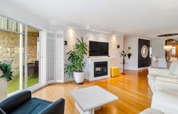 8800 Rue des Roselieres, Brossard, QC J4X2Y4, CA, Brossard, Quebec J4X2Y4