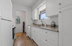 21 Loraine Drive, St. Catharines, Ontario L2P3N9