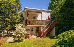 532-534 Rue Short, Les Nations, Quebec J1H2E4