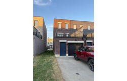 36 Bateson Street, Ajax, Ontario L1S7M3