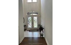 223 Inverness Way S, Bradford West Gwillimbury, Ontario L3Z0W5