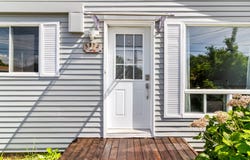 5872 Rue Alain, Brossard, QC J4Z1H7, CA, Brossard, Quebec J4Z1H7