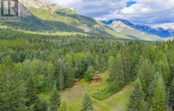 1739 Campbell Road, Golden, British Columbia V0A1H7