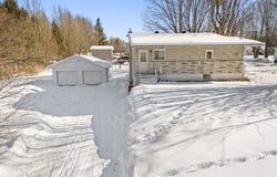 1 Rue St-Joseph, Windsor, Quebec J1S2E6