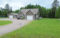 2981 Rue Fernand-Chamard, Mont-Laurier, QC J9L0K4, CA, Mont-Laurier, Quebec J9L0K4