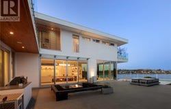 295 King George Terrace, Oak Bay, British Columbia V8S2J8