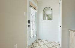 347 Crois. Edwards, Thurso, Quebec J0X3B0